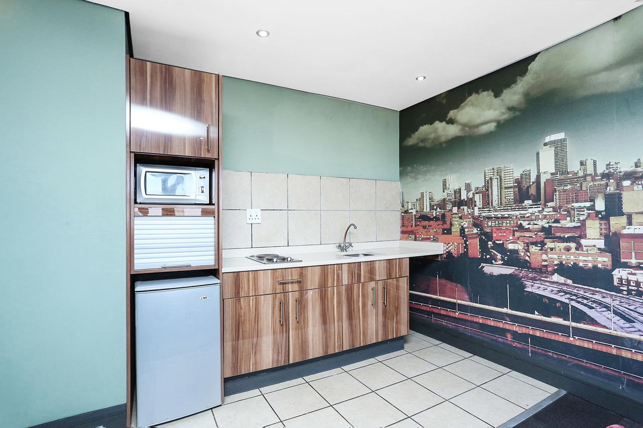 Southpoint Braamfontein Apartments Йоханесбург Екстериор снимка